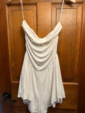 Urban Outfitters Soft Stretch Romper, Strapless, size M, Cream